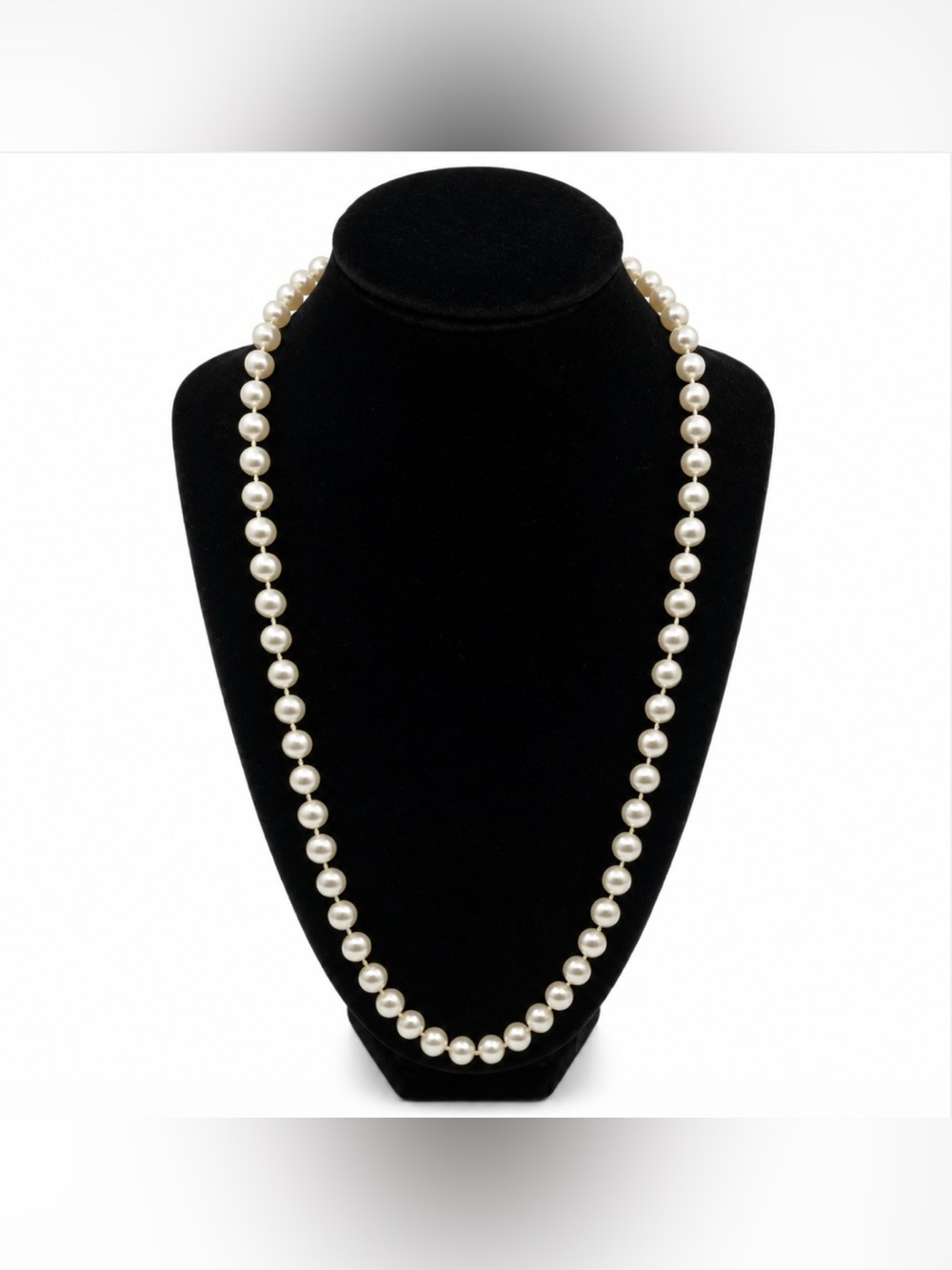 Vintage Strand of Pearls (A)